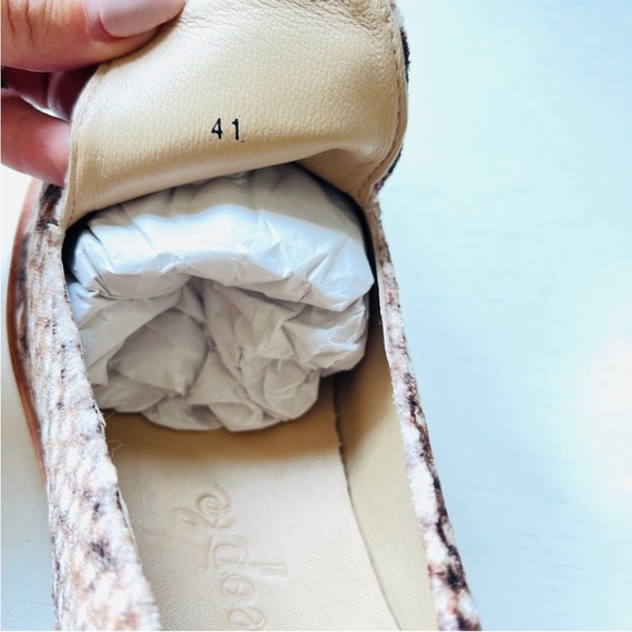 FREE PEOPLE Shoes 10 Snake Eyes Brown and White Velvet Platform Loafer 41 EU - Picture 8 of 12